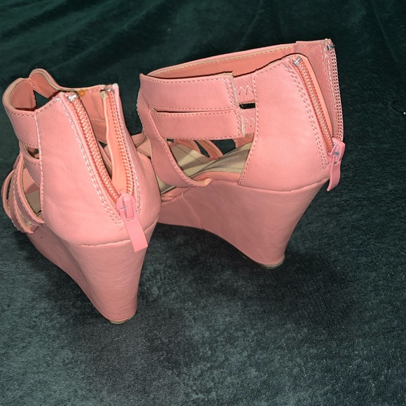 Pink Strappy Wedges - Picture 3 of 3